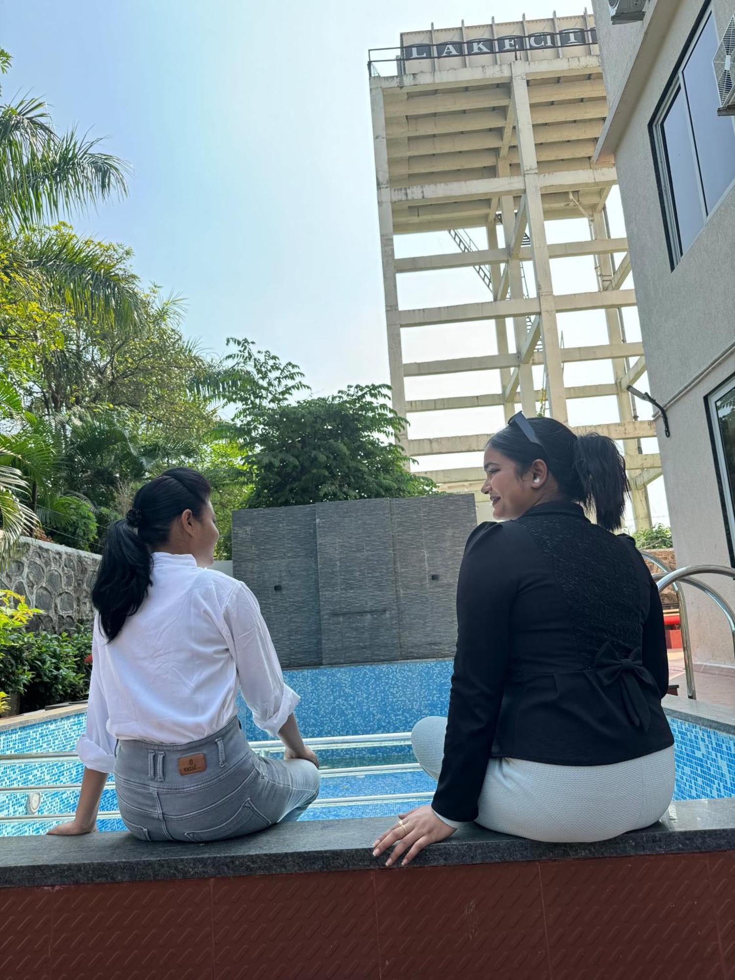 Lotus Leaf Hotel Pali  Buitenkant foto